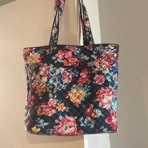 Vera Bradley tote